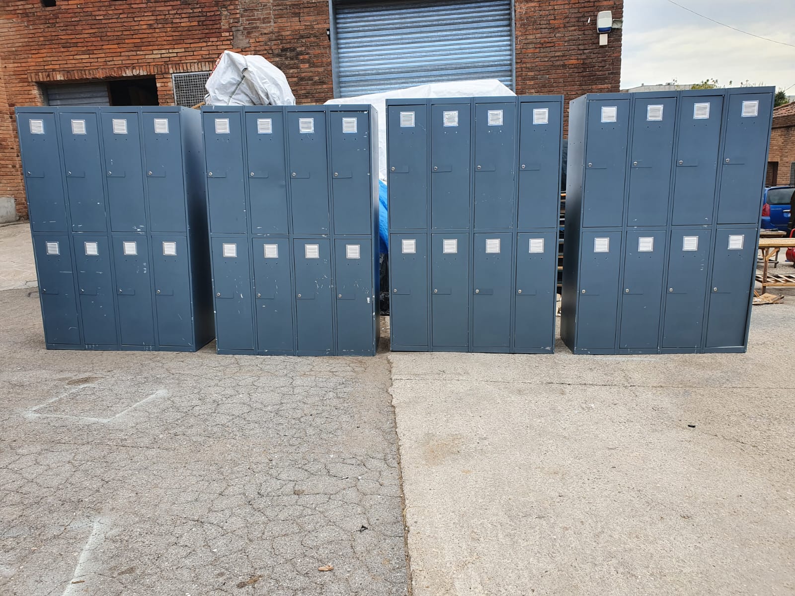 taquilla vestuario 8 puertas metal 181x120x50 4u.